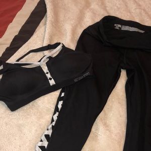 VICTORIA’S SECRET: Matching Set